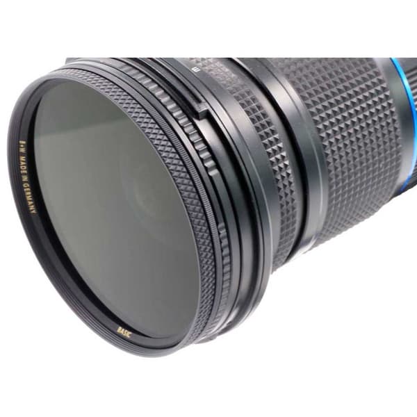 B+w Pyöreä Polarisaatiosuodatin Basic 77 Mm Musta