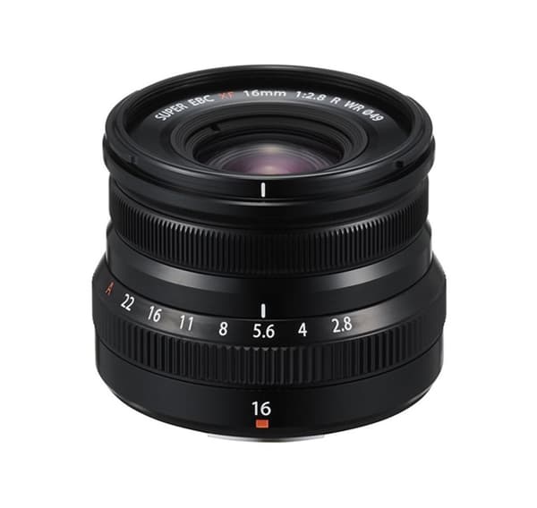 Fujifilm XF 16mm f/2.8 R WR -objektiivi, musta
