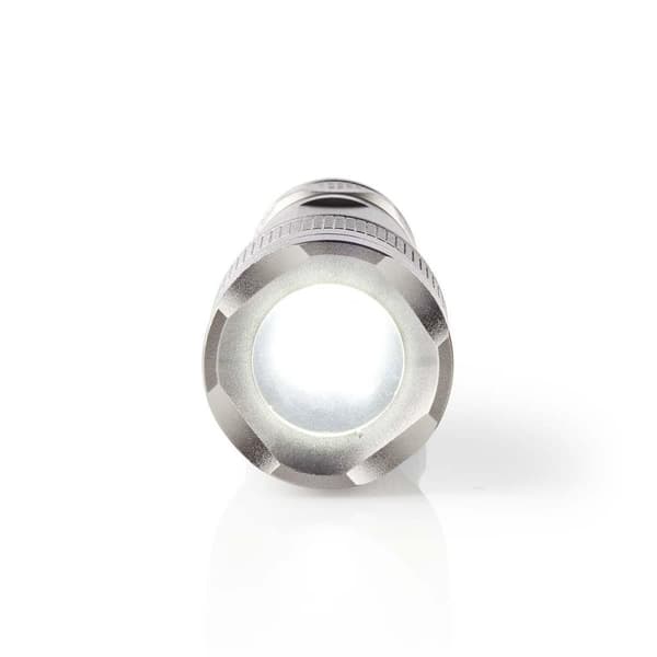 LED lommelykt | Batteri drevet | 4.5 V DC | 5 W | 3x AAA/LR03 | Nominell lysfluks: 330 lm | Lysrekkevidde: 200 m | Strålevinkel: 48 °