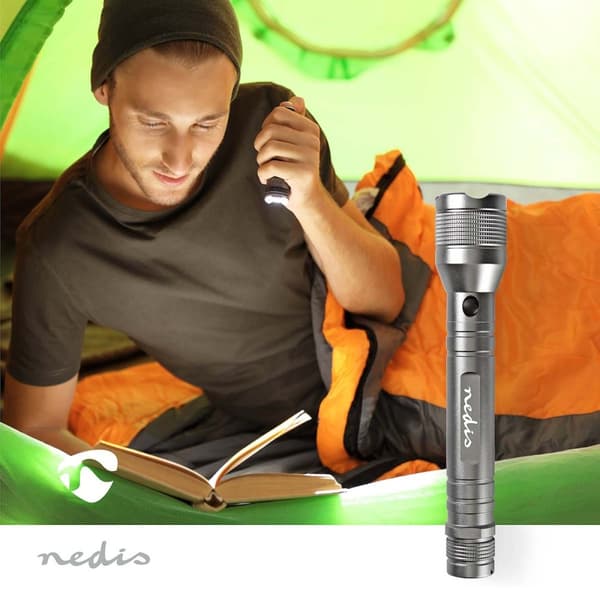 LED ficklampa | Batteridriven | 4.5 V DC | 10 W | 3x C/LR14 | Angivet ljusflöde: 500 lm | Belysningsräckvidd: 250 m | Strålvinkel: 9.5 °
