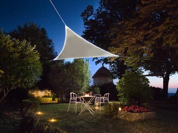 Skyggeseil med innebygd Led-kant - Trekant - 3,6 X 3,6 X 3,6 M - Taupe