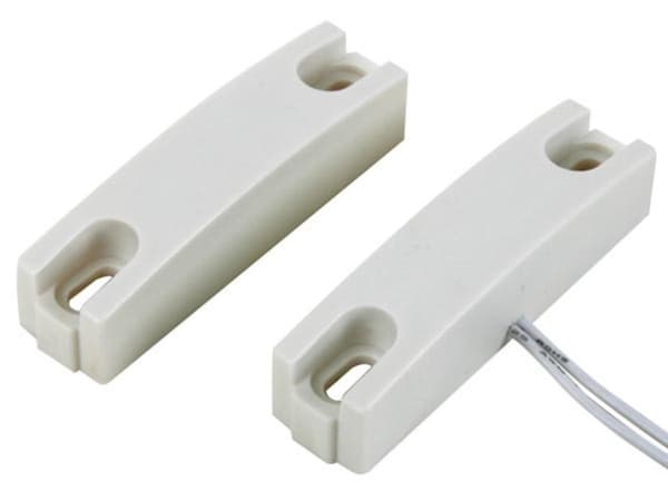 Magnetisk bryter - 0,1 A @ 30 Vdc - Nc - Ledningsledninger