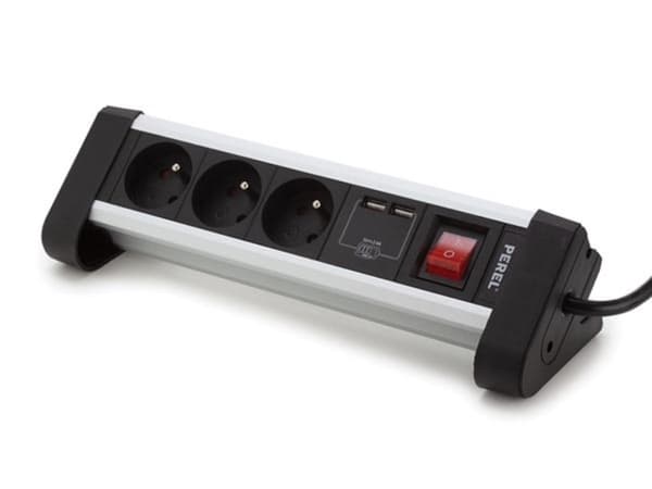 Desktop stikkontakt med 3 stikkontakter og 2 USB-opladningsporte - 2,4 A - Pin jord