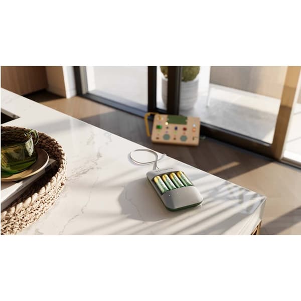 Eco Charger Pro Resirkulert inkl. 4x AA 2100 mAh