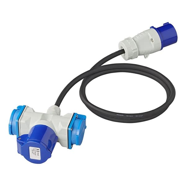 Adapterkabel 150cm 3x1,5mm² från CEE-kontakt till 2xSchuko + 1xCEE-uttag