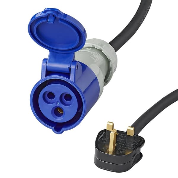Adapterkabel 40cm 3x2,5mm² fra UK stik til CEE