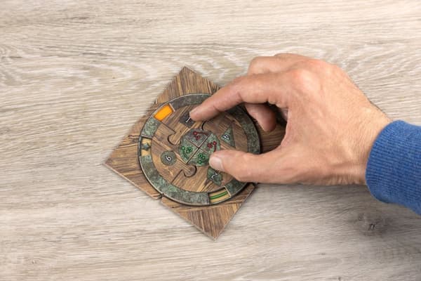 Escape Room Puzzle Adv. Paroni, Noita Ja Varas