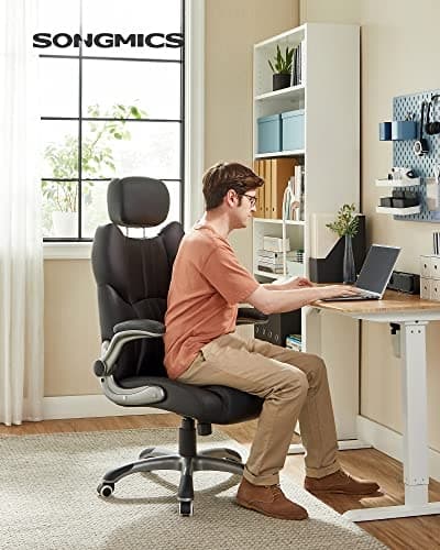 Justerbar ergonomisk kontorstol med foldbare armlæn