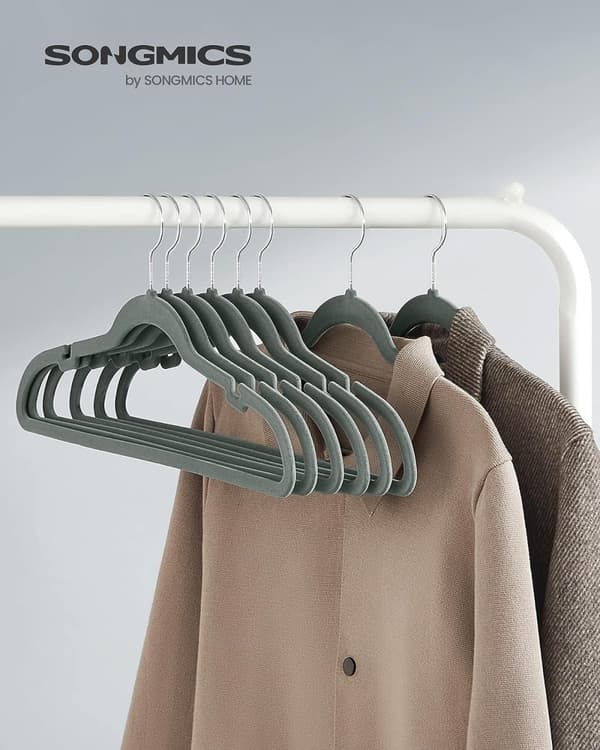 Velvet Anti-Slip Hangers med Skulder Hakk, 30-Pack