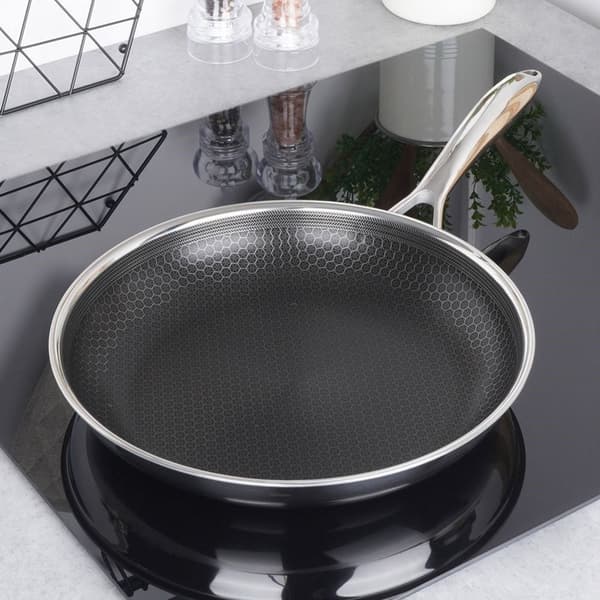 Hybrid stekepanne: Non-stick og rustfritt stål, metallbestikk OK