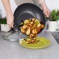 Pikkukuva 4 / 11: Wok Pfluon Graniitilla. Täydellinen kaikille liesille ja astianpesukoneen kestävälle.