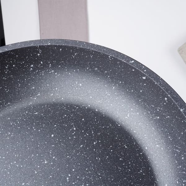 Stegepande med Pfluon Granit belægning til alle komfurer