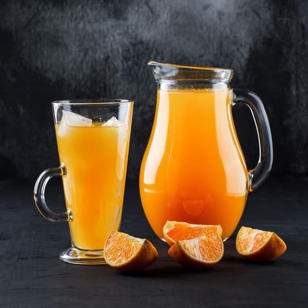Alsidig kande til vand, juice, limonade, iste, kompot