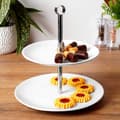 Miniatyrbillede 2 af 9: To-lags småkagefad i hvidt porcelæn og rustfrit stål
