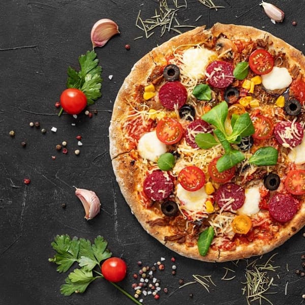Chamottesten: Jämn bakning & krispig botten med pizzakniv