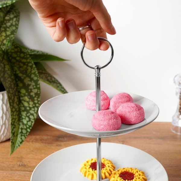 Elegant to-lags porselensfat til desserter og forretter