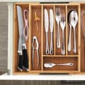 Miniatyrbilde 2 av 9: Justerbar bambus-arrangør for bestikk og kjøkkenutstyr