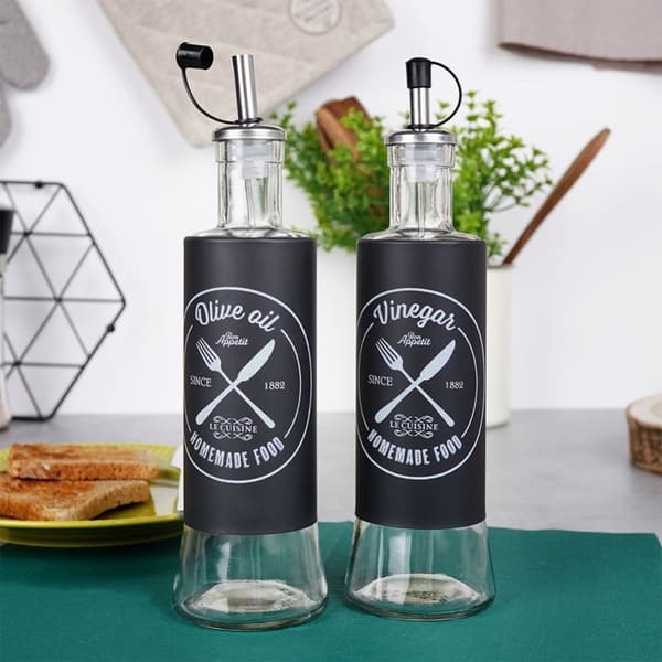 Set med 2 glasflaskor för olja & vinäger med dispenserlock