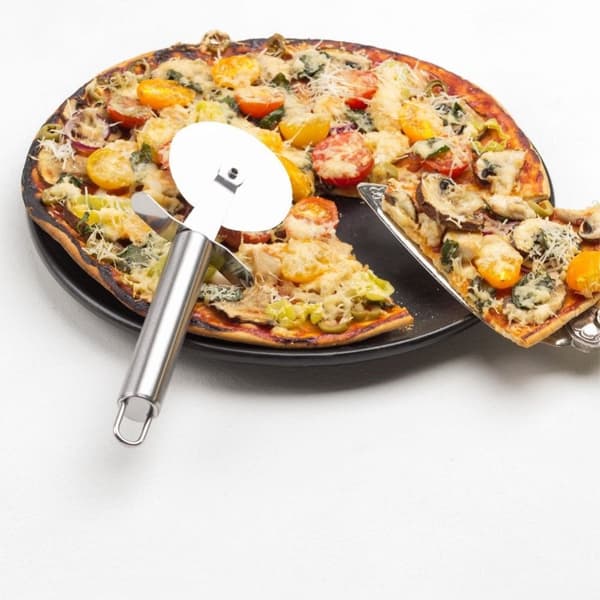 Rund pizzakutter i rustfritt stål - uunnværlig verktøy for pizzaelskere
