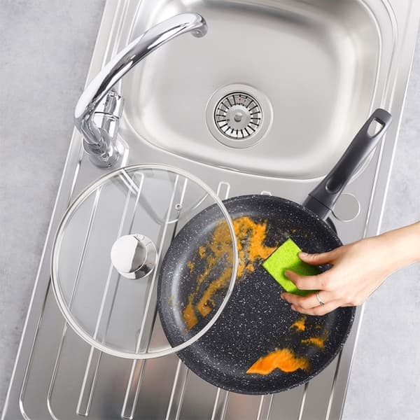Stekepanne med non-stick, granittbelegg, induksjonssikker
