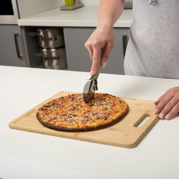 Skarp pizzakutter for alle pizzaer - tynn/tykk deig