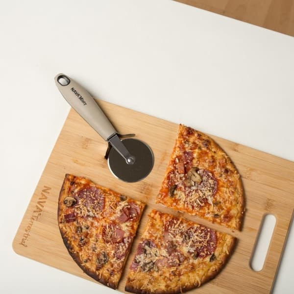Skarp pizzakutter for alle pizzaer - tynn/tykk deig