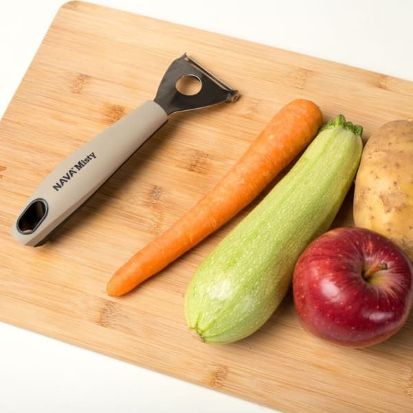 Universal grønnsaksskreller med blad i rustfritt stål og sklisikkert håndtak