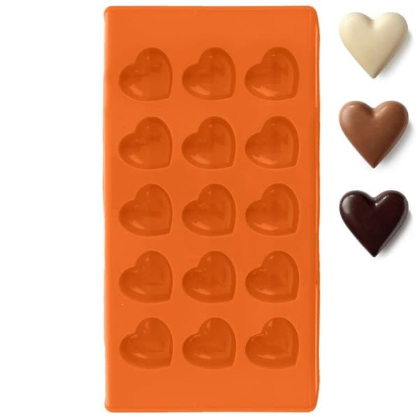 Oransje silikonform for hjerteformede praliner