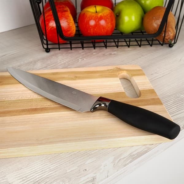 Kokkekniv: Rustfrit stål, skridsikkert greb, alsidig.