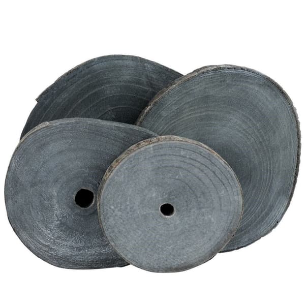 Sett med 4 grafittfargede trestykker med bark - Naturlig design