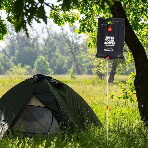 Bærbar solbruser: 50°C varme, 15L tank - perfekt til camping