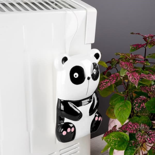 Keramisk luftfukter i form av en søt panda