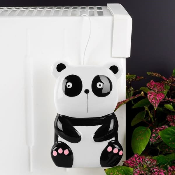 Keramisk luftfukter i form av en søt panda
