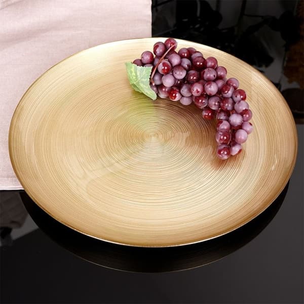 Elegant gyllene glasfat för måltider och snacks