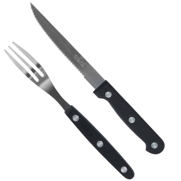 Perfekt sett med kniver og gafler til biffer og pizza