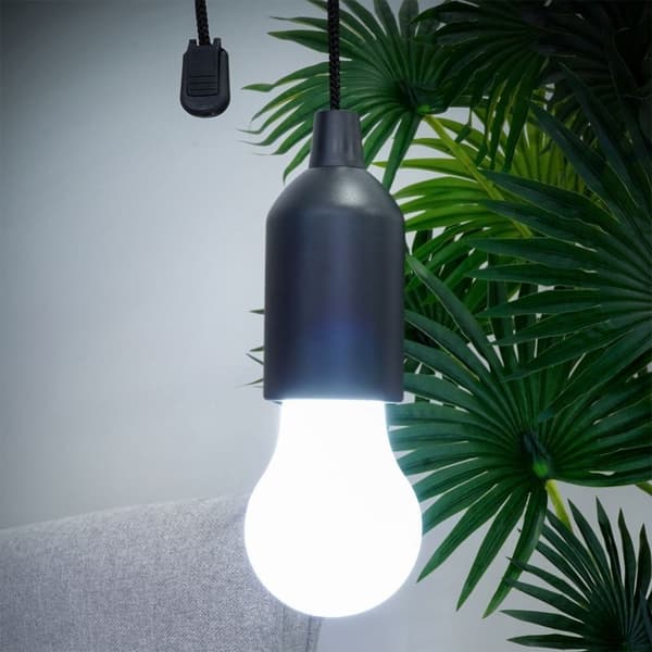 Hehkulampun muotoinen LED-lamppu 90 cm:n johdolla retkeilyyn