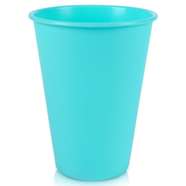 Gjenbrukbare krus i slitesterk plast, flere farger