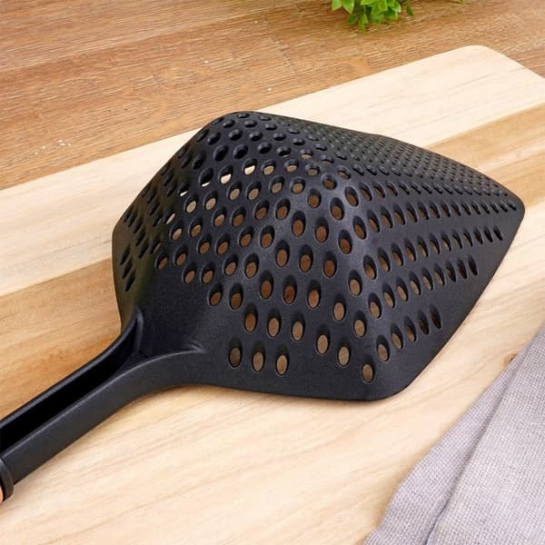 Universal kjøkkenskje for pasta og dumplings, slitesterk nylon