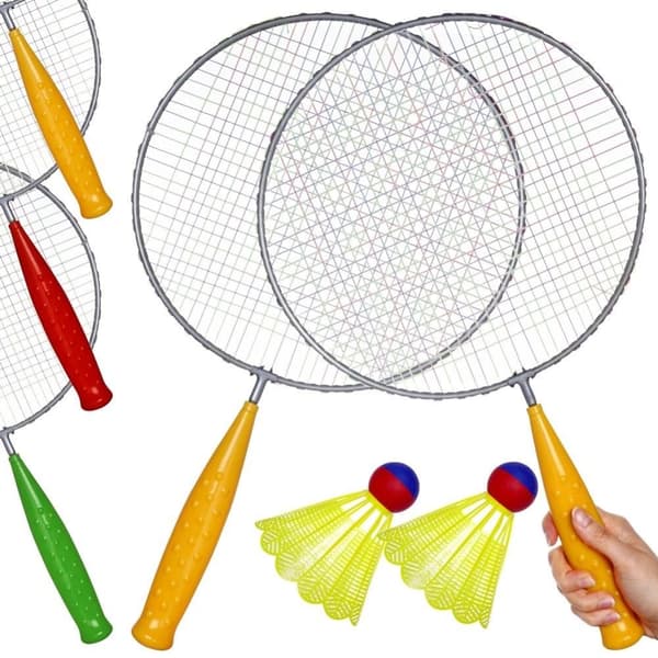 Badmintonsett for 2: Lette racketer og fjerbolle