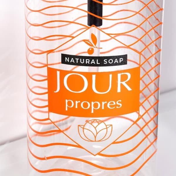Läpinäkyvä saippua-annostelija 500 ml keittiöön ja kylpyhuoneeseen