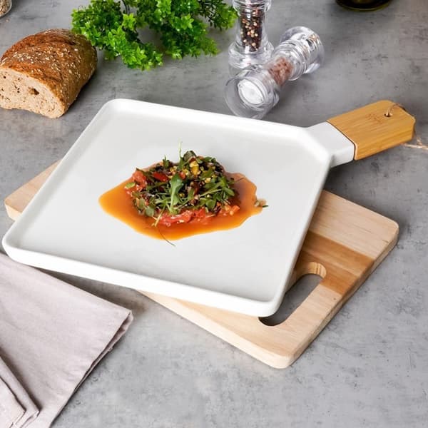 Elegant serveringsfad i porcelæn og bambus med hank