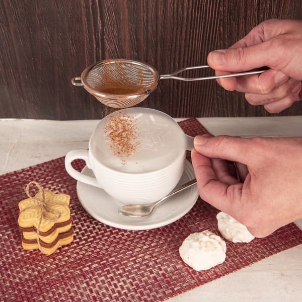 Julmallar för kaffe & dessert: skapa imponerande mönster