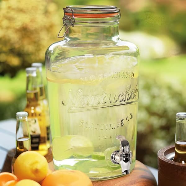 Täydellinen astia hanalla limonadille ja juomille