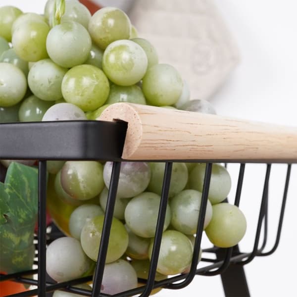 Stilren tvåvånings frukt- och grönsakskorg i svart metall