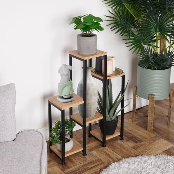 Blomsterstander i metal med seks niveauer til planter