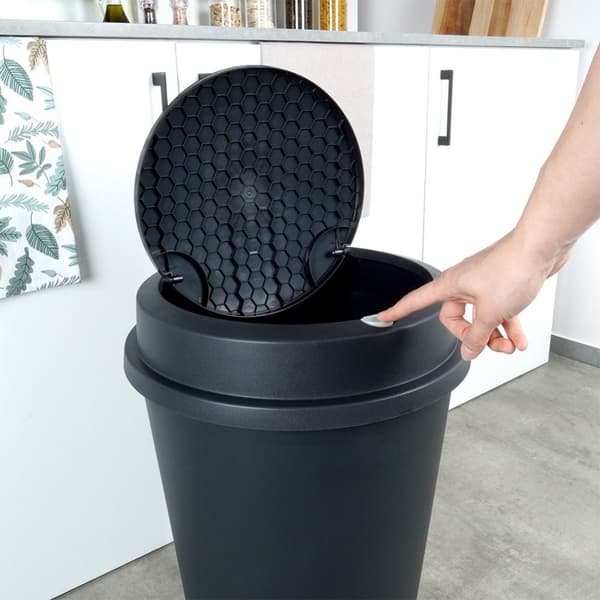 Sophink 47L i slitesterk sort plast med dobbel åpningslokk