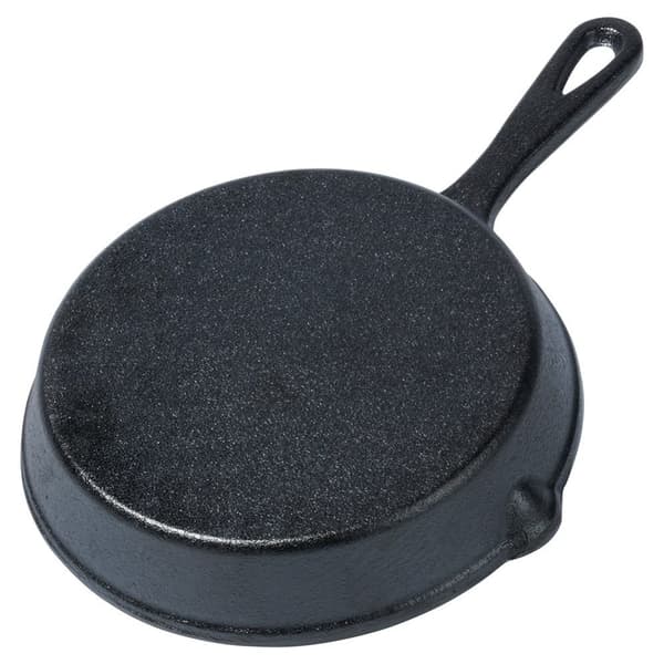 Gjutjärnspanna 15 cm med hällpipar för alla värmekällor