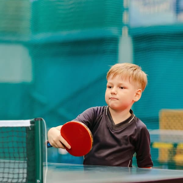 Klämma för bordtennisnät