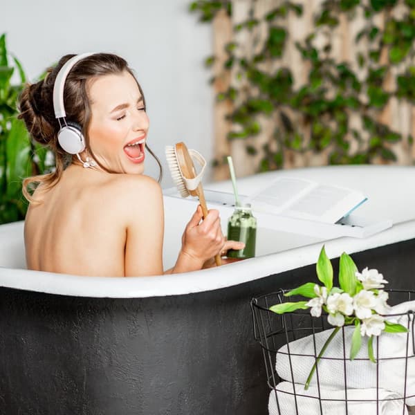 Badehylle bambus hvitlakkert