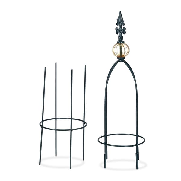 Trellis obelisk sett med to
